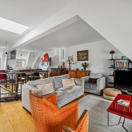 Apartment Veeve - The Spiral Centrepiece *